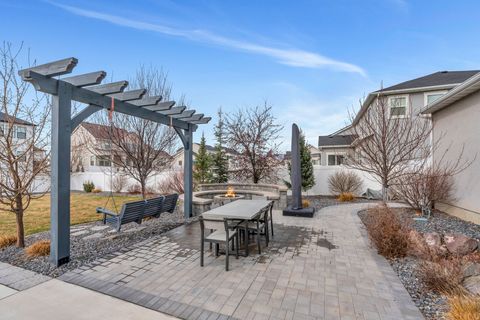 Tiny photo for 198 E ZINFANDEL LN, Vineyard, UT 84059 (MLS # 2143661)