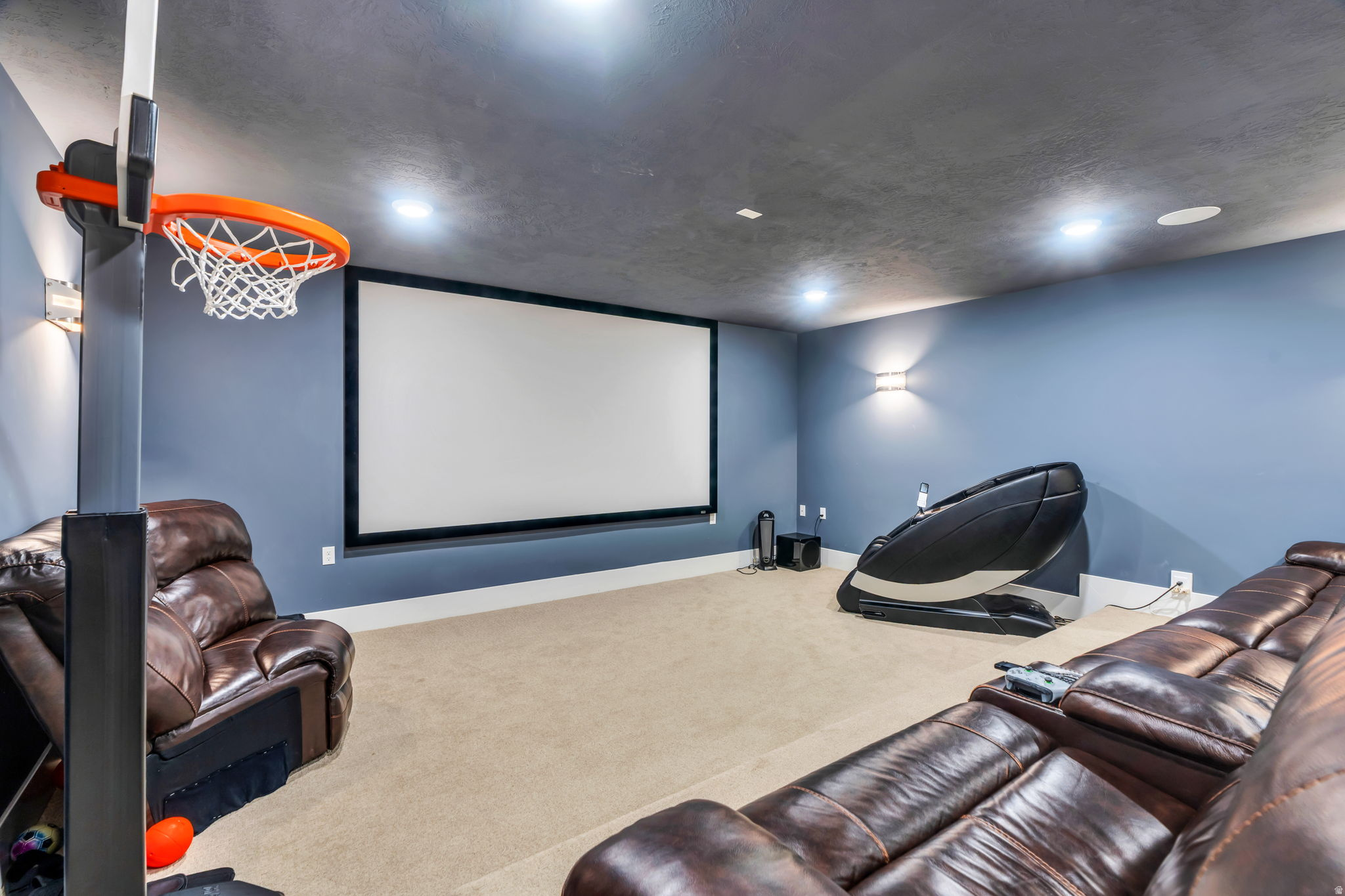 THE ELMS - Residential