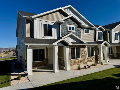 Townhouse For Sale - 192 W Seasons Ln #52<br/> Rich County, Garden City, UT 84028