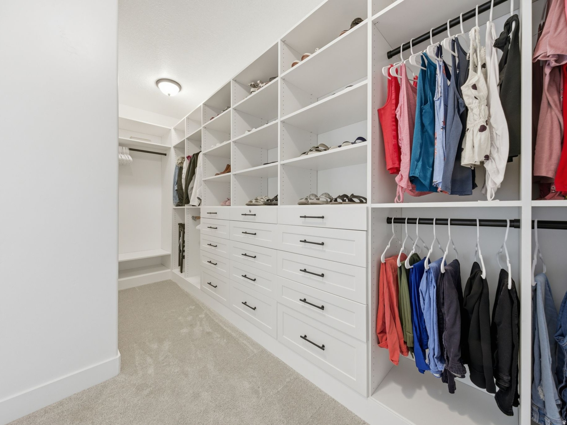 HIGH SKY ESTATES - Residential