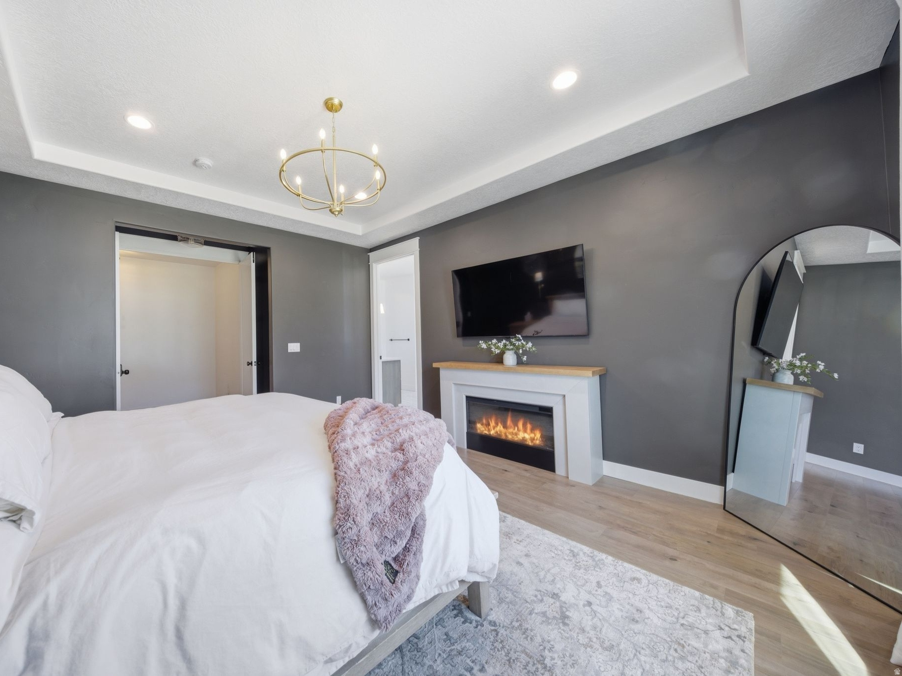 HIGH SKY ESTATES - Residential