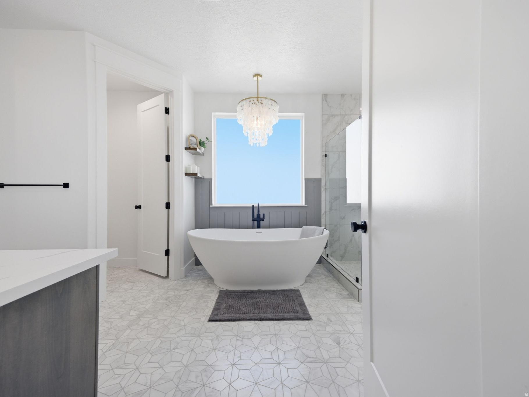 HIGH SKY ESTATES - Residential