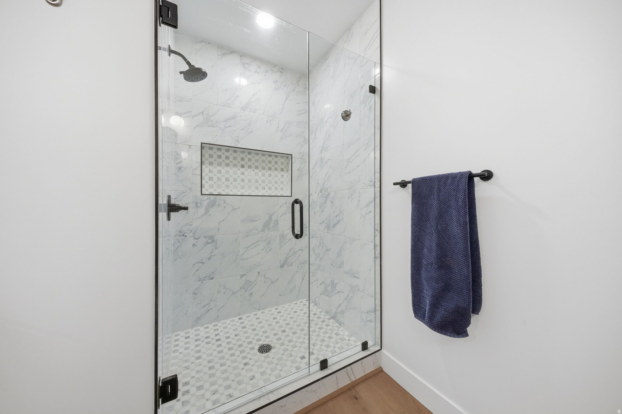 HIGH SKY ESTATES - Residential