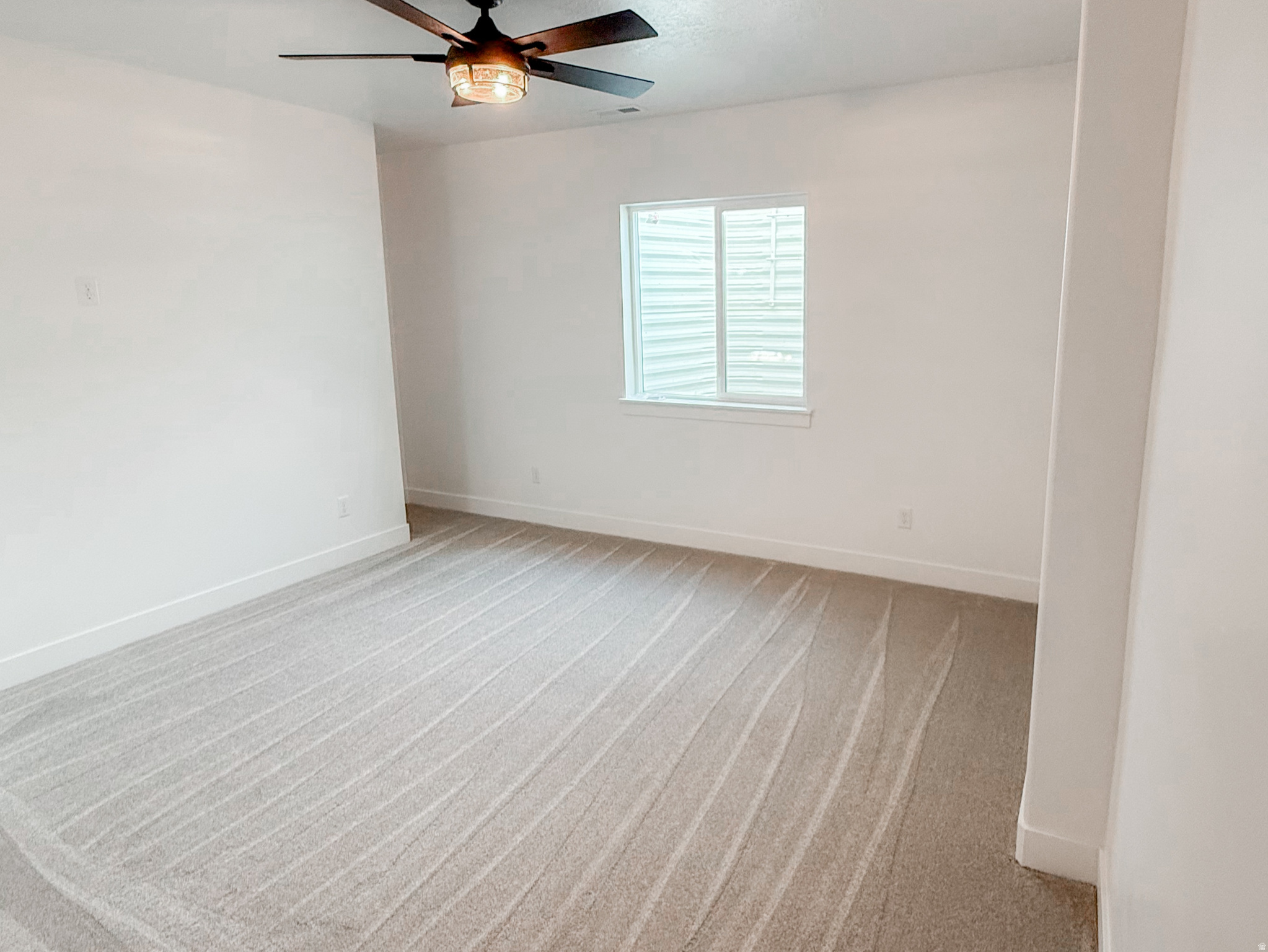 HIGH SKY ESTATES - Residential