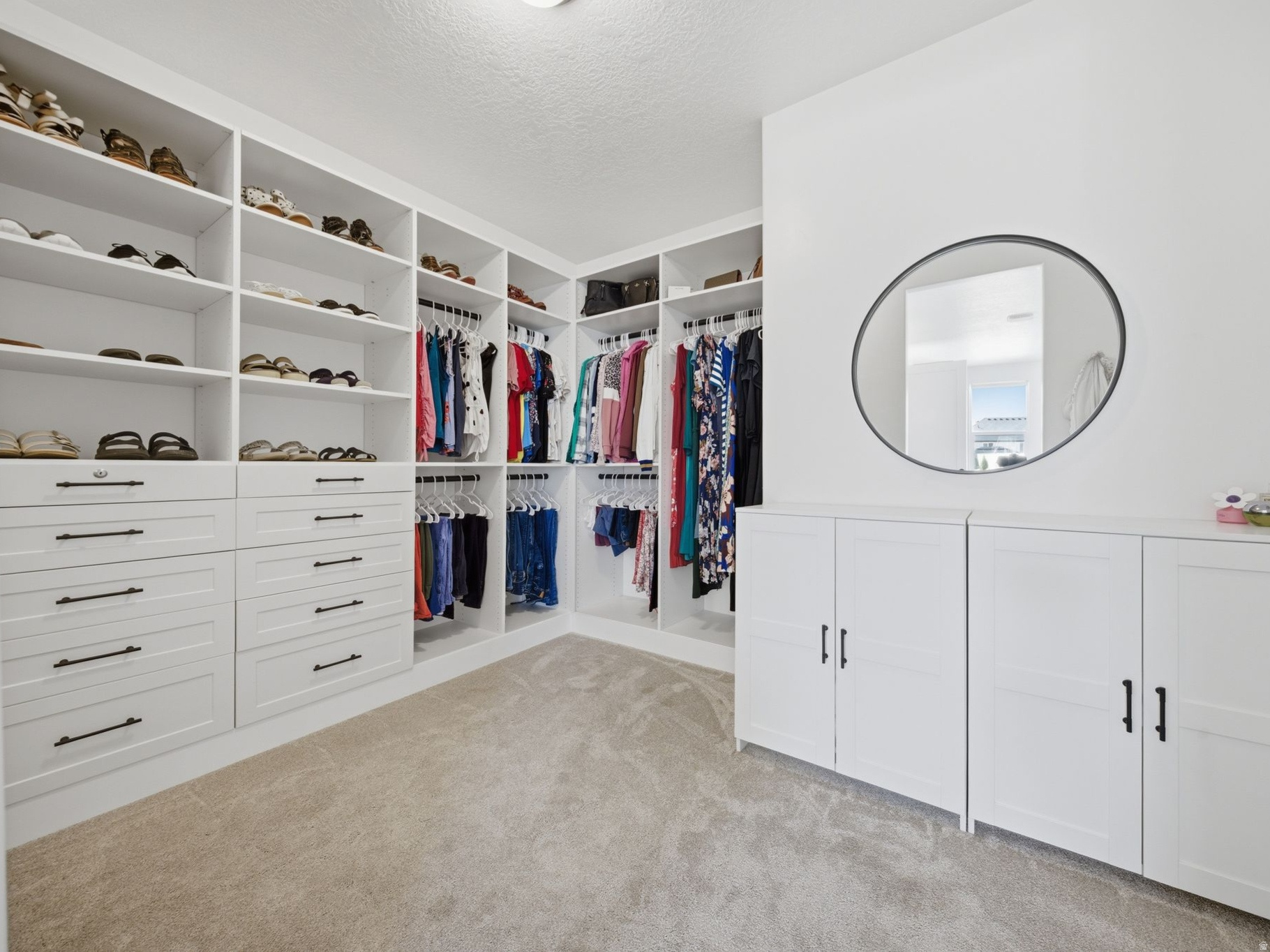 HIGH SKY ESTATES - Residential