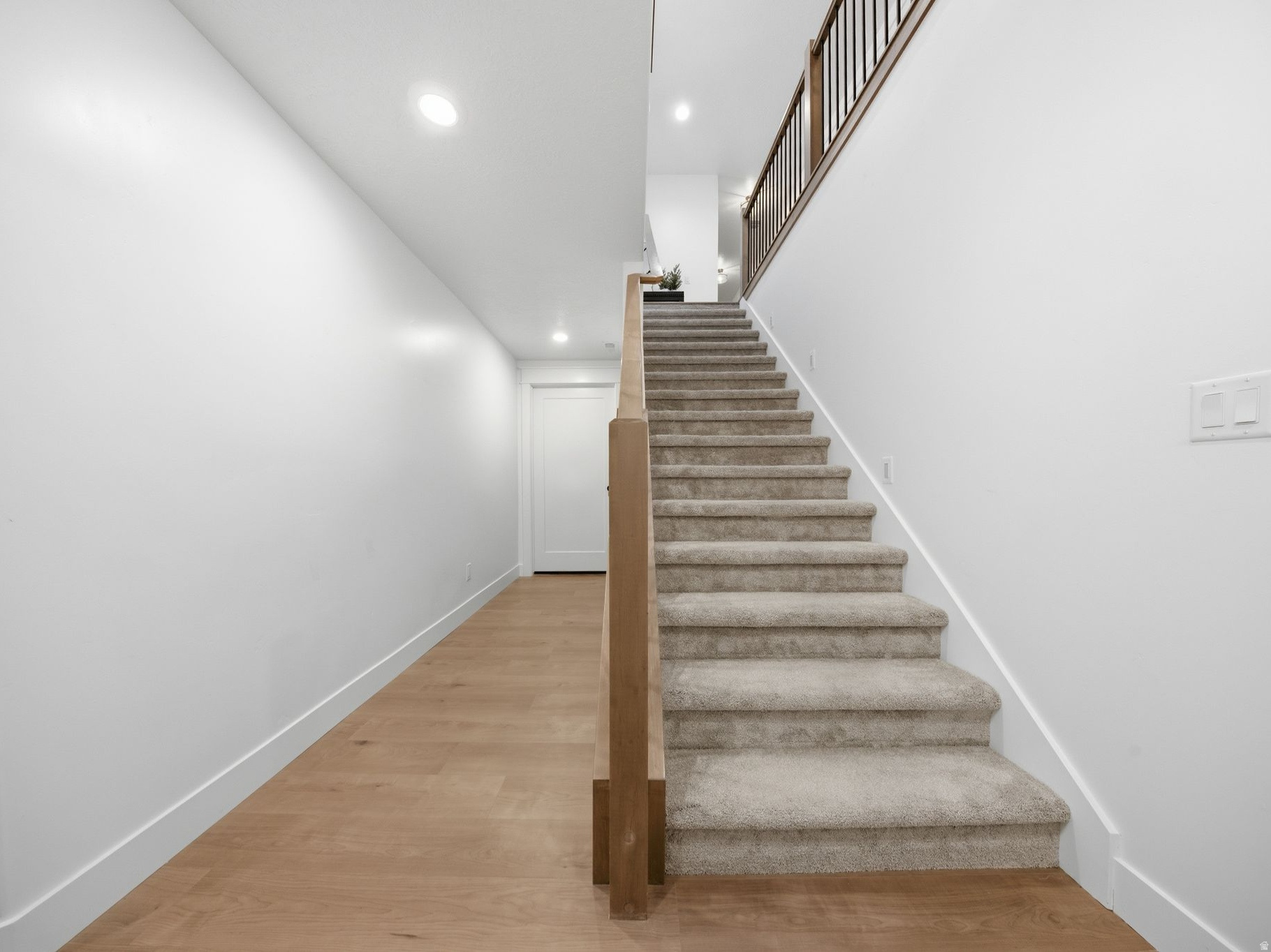 HIGH SKY ESTATES - Residential