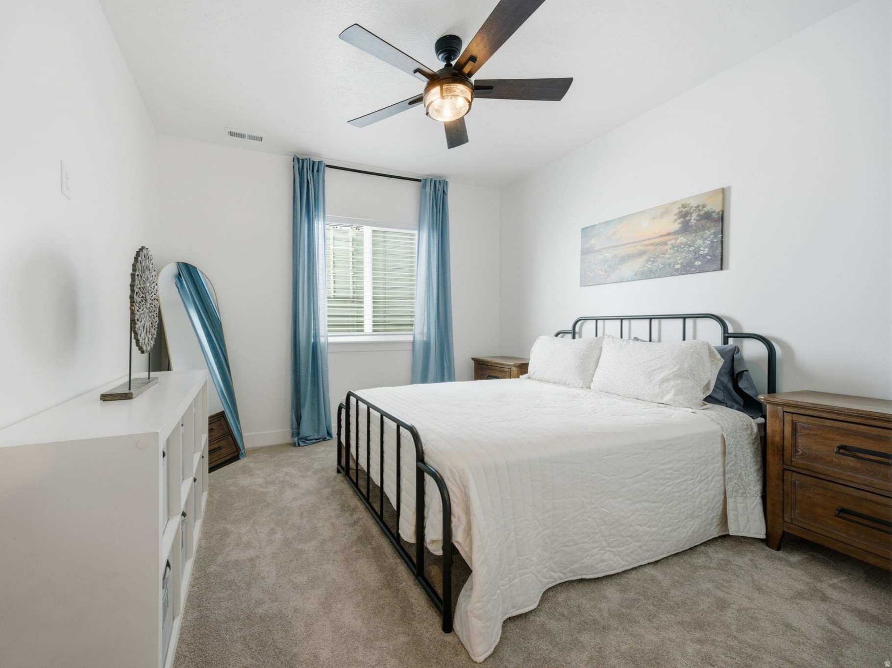 HIGH SKY ESTATES - Residential