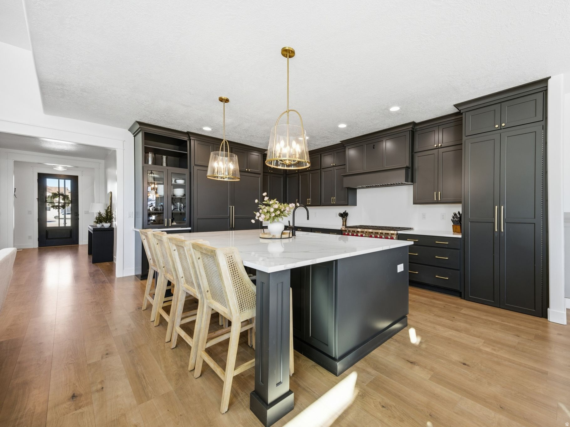 HIGH SKY ESTATES - Residential