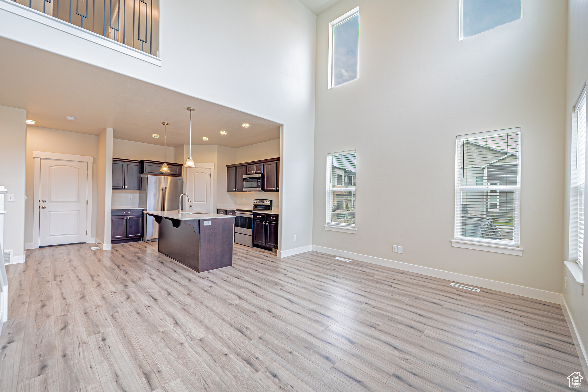 GARDNER POINT - Residential