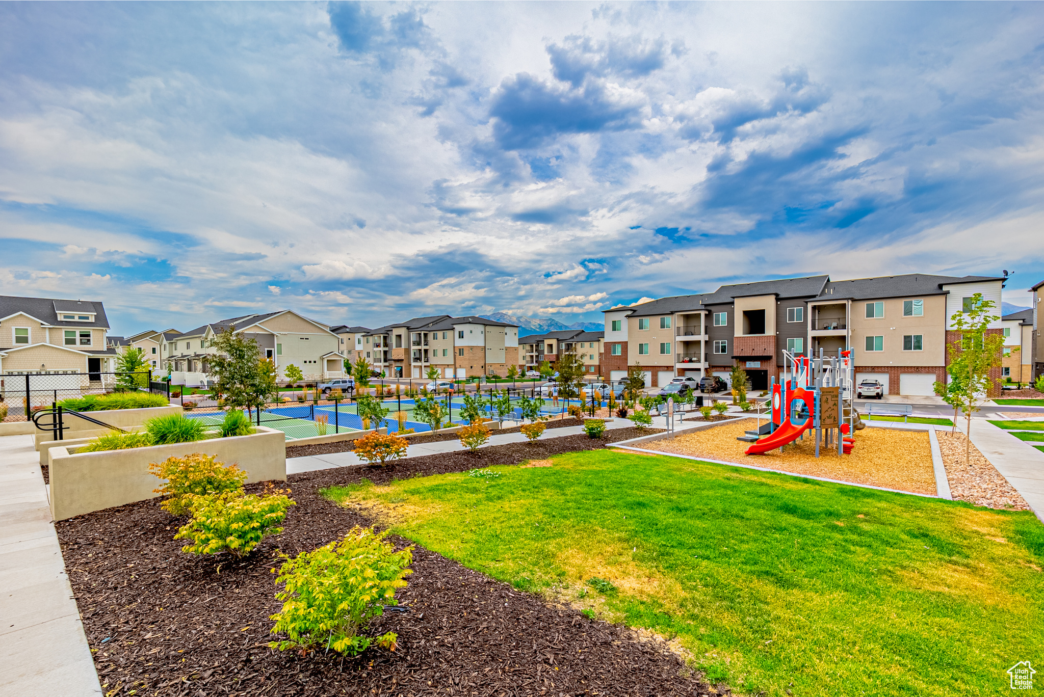 GARDNER POINT - Residential