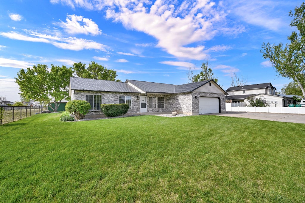Photo of 4565 W 4350 S, West Haven, UT 84401 (MLS # 2170189)