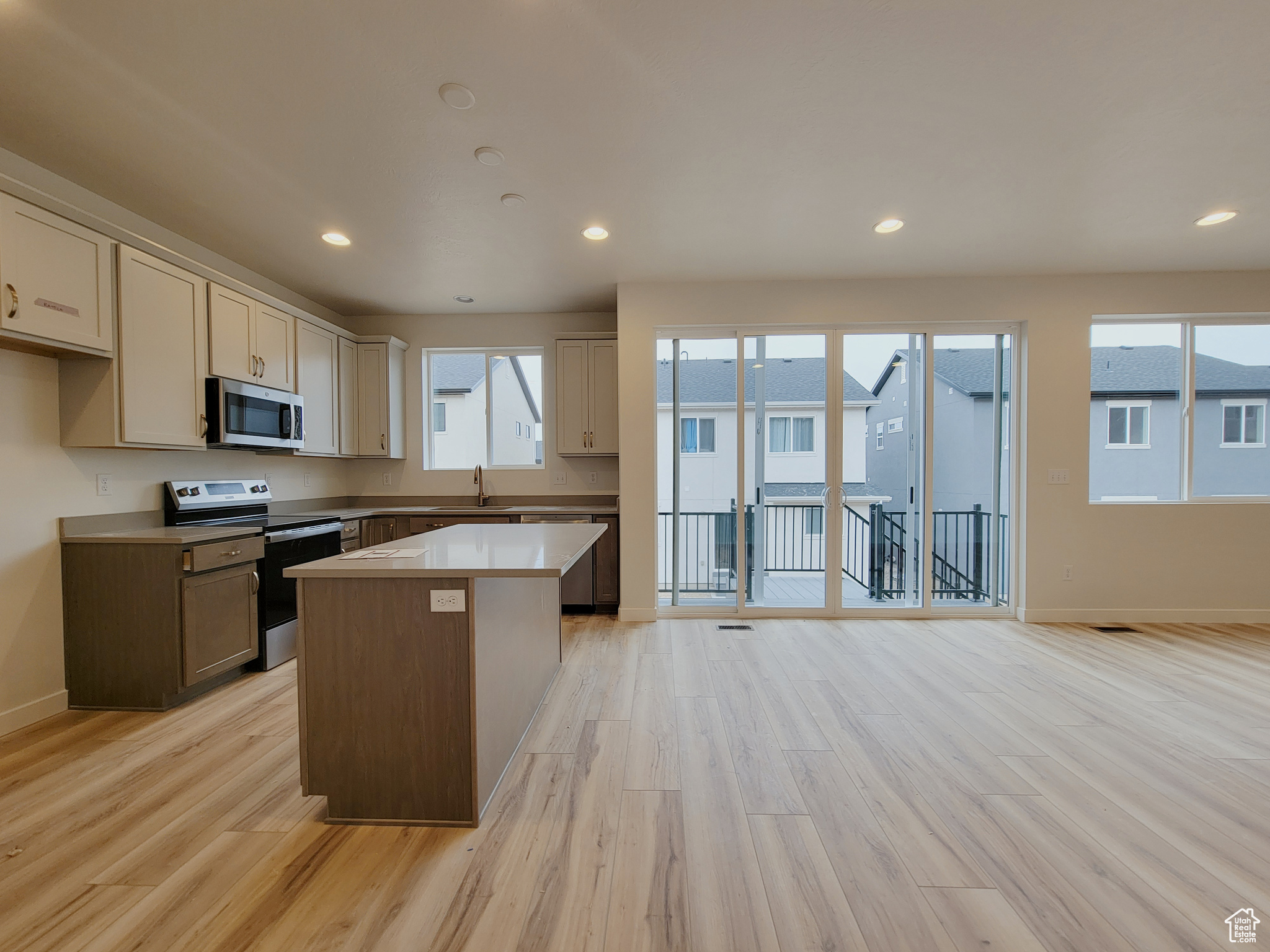 6227 S Hancock Cir, Murray, Utah image 6