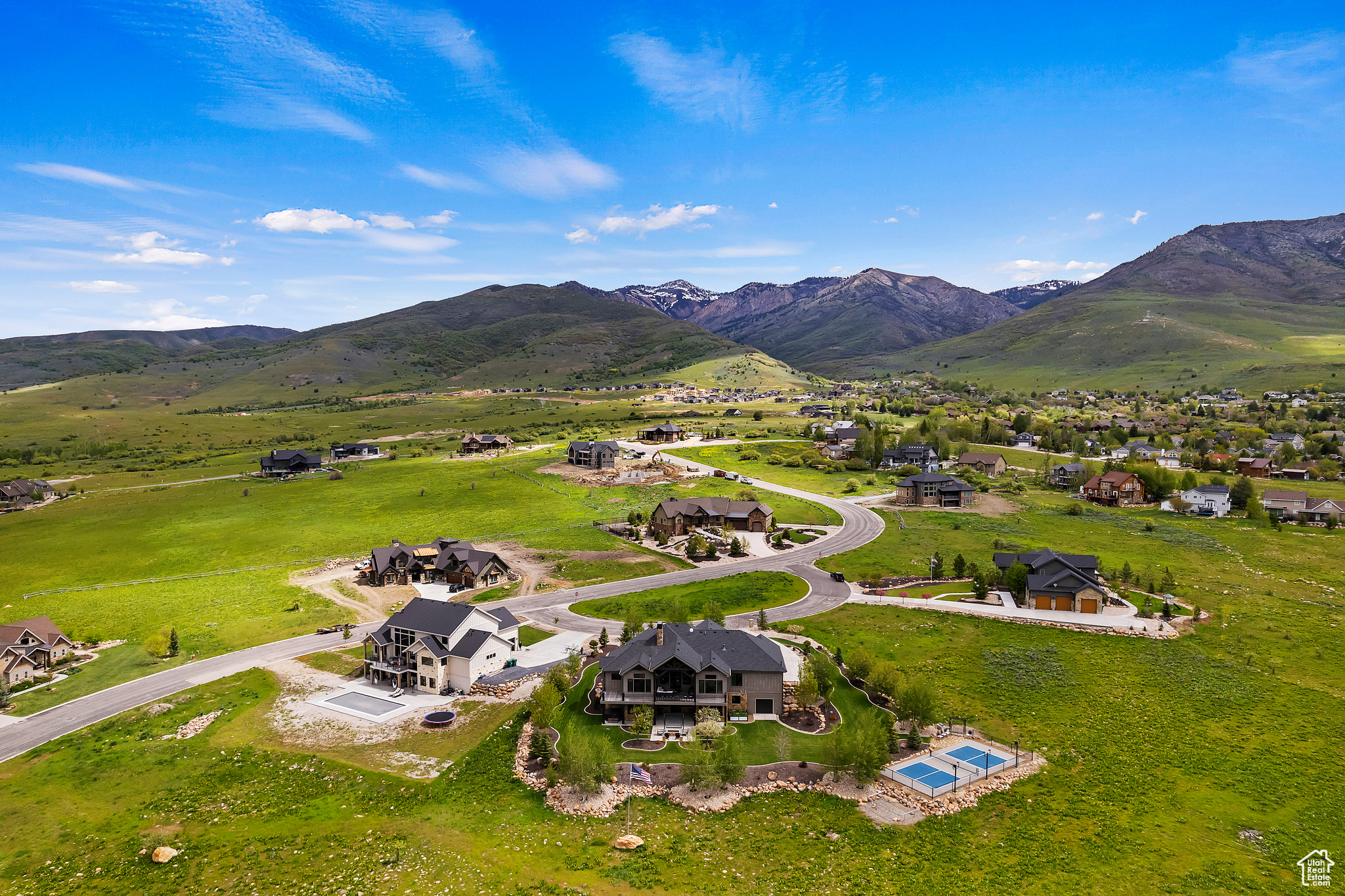 EAGLE RIDGE - Residential
