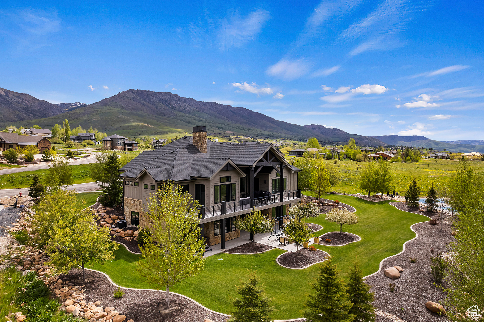 EAGLE RIDGE - Residential