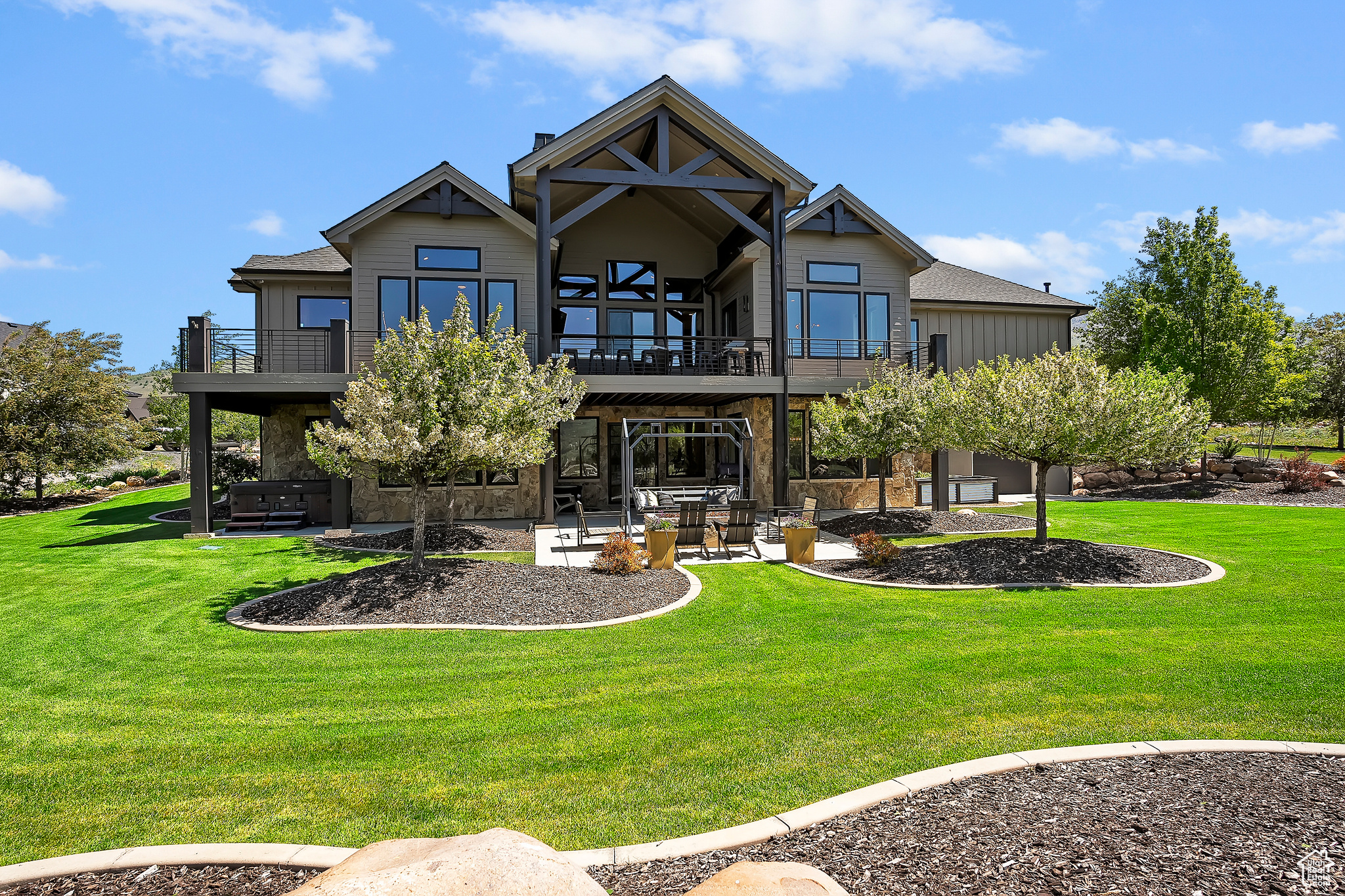 EAGLE RIDGE - Residential