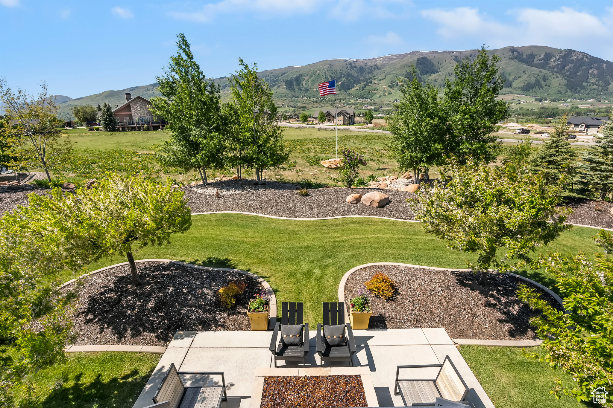 EAGLE RIDGE - Residential