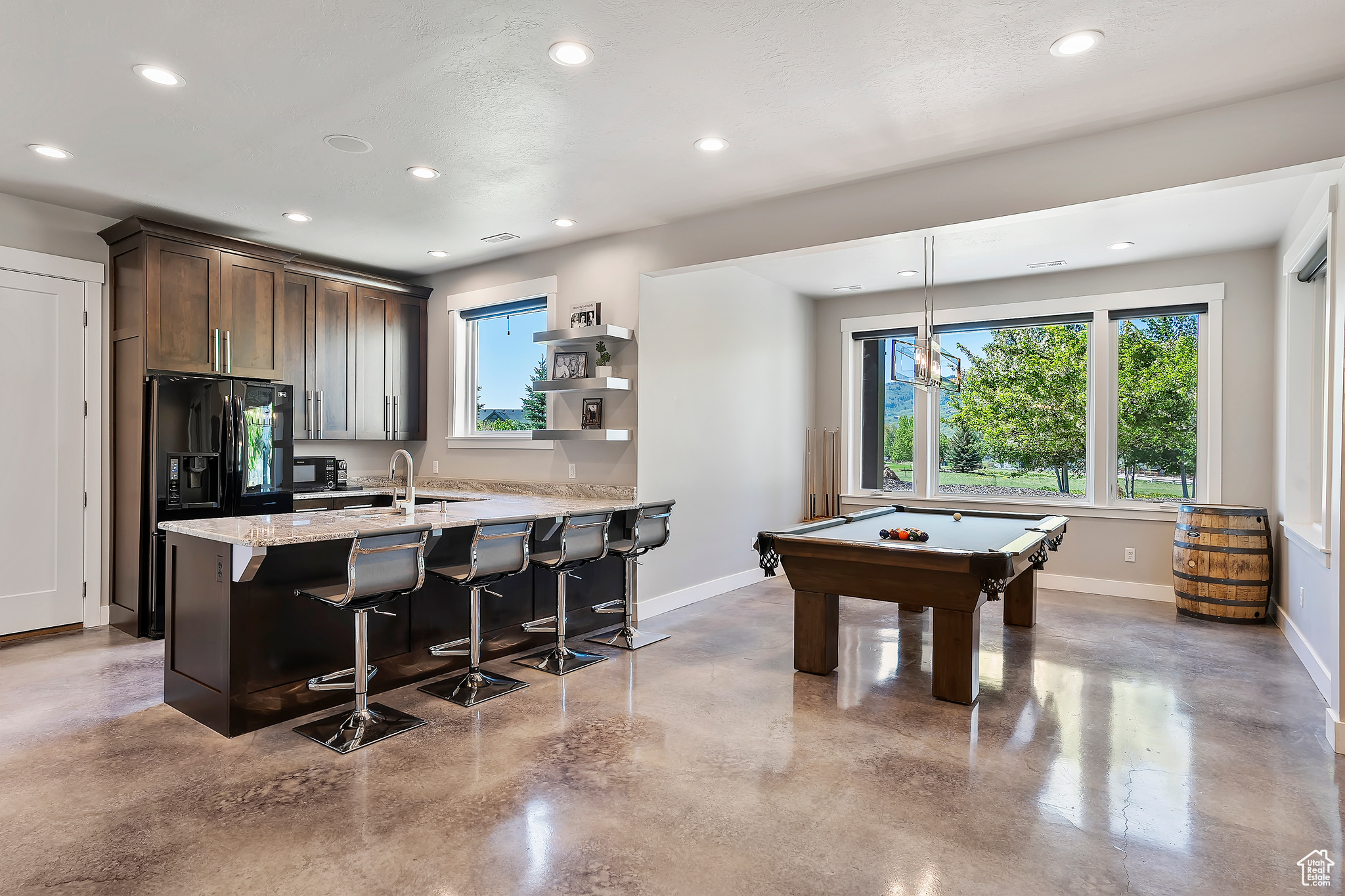 EAGLE RIDGE - Residential