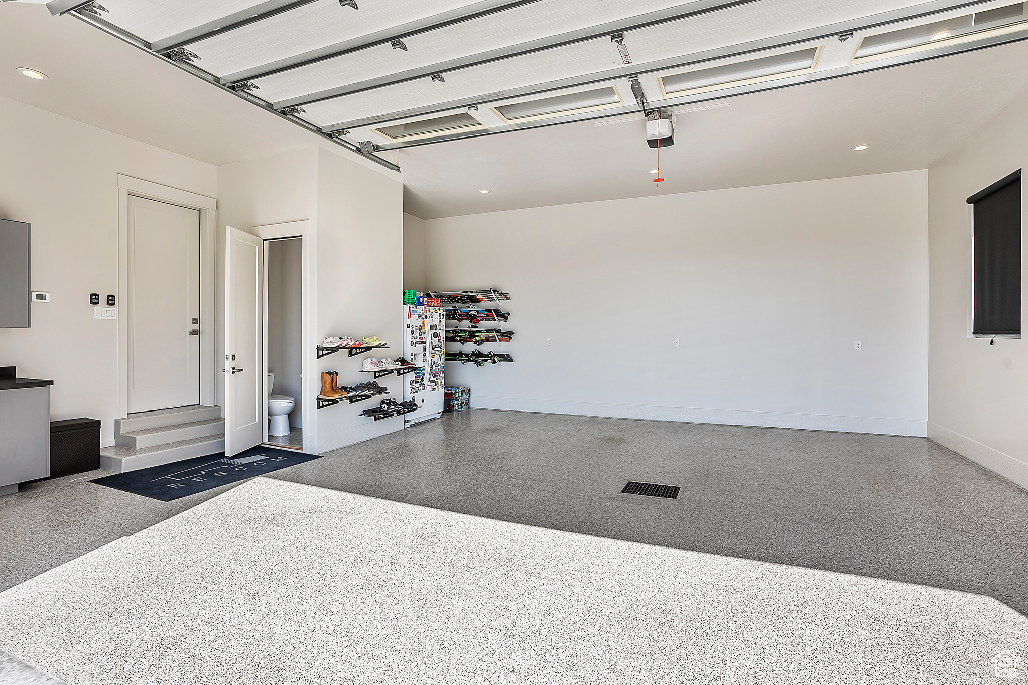 EAGLE RIDGE - Residential