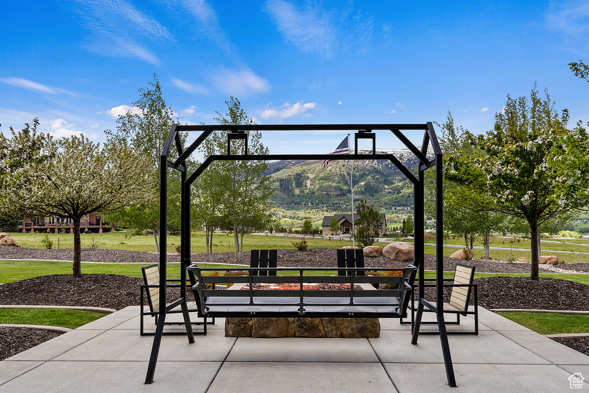EAGLE RIDGE - Residential
