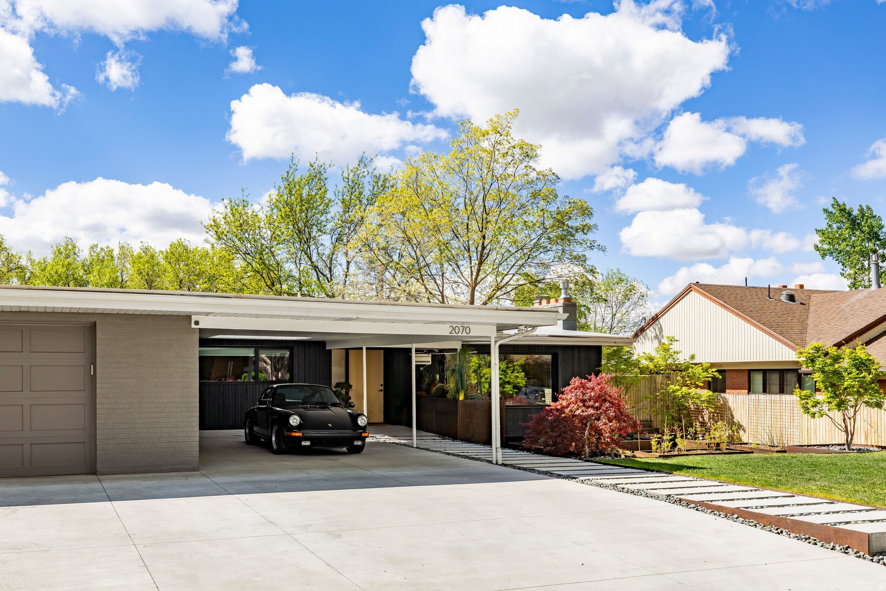 EL REY PARK - Residential