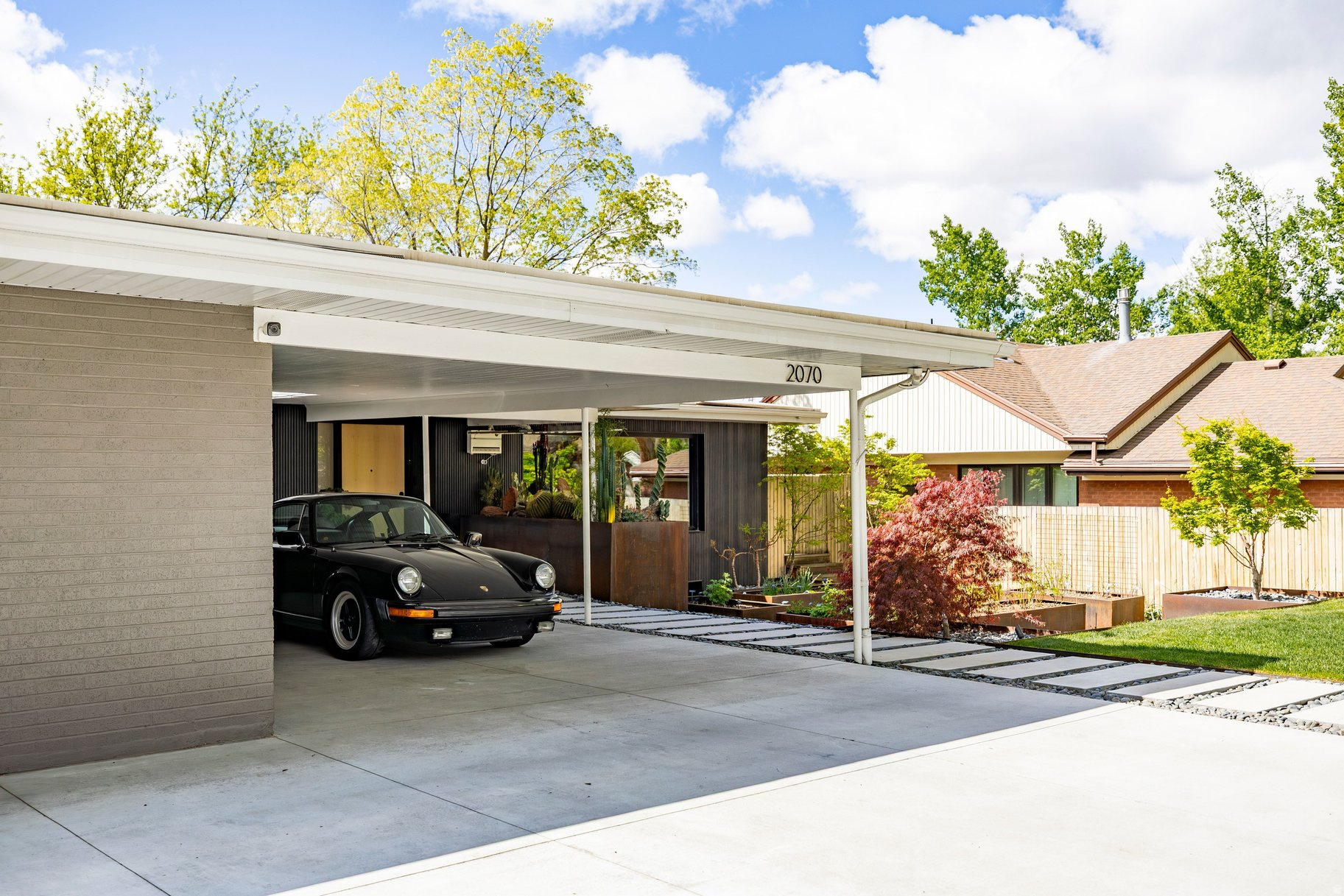 EL REY PARK - Residential