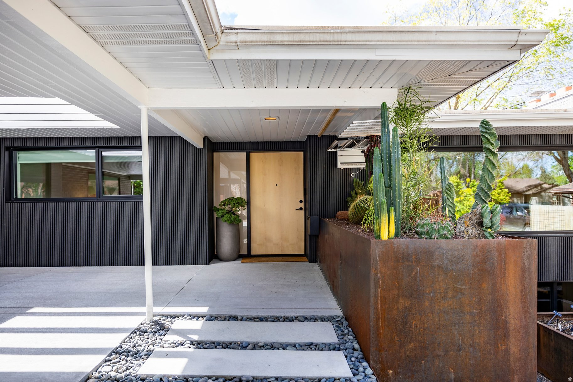 EL REY PARK - Residential