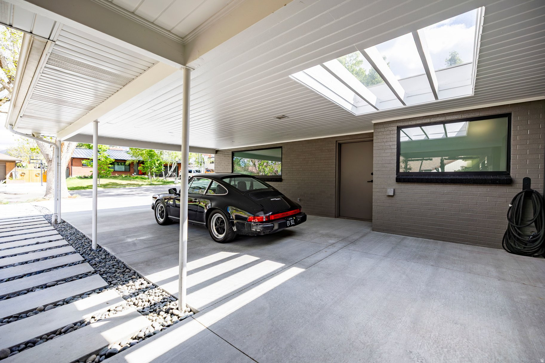 EL REY PARK - Residential