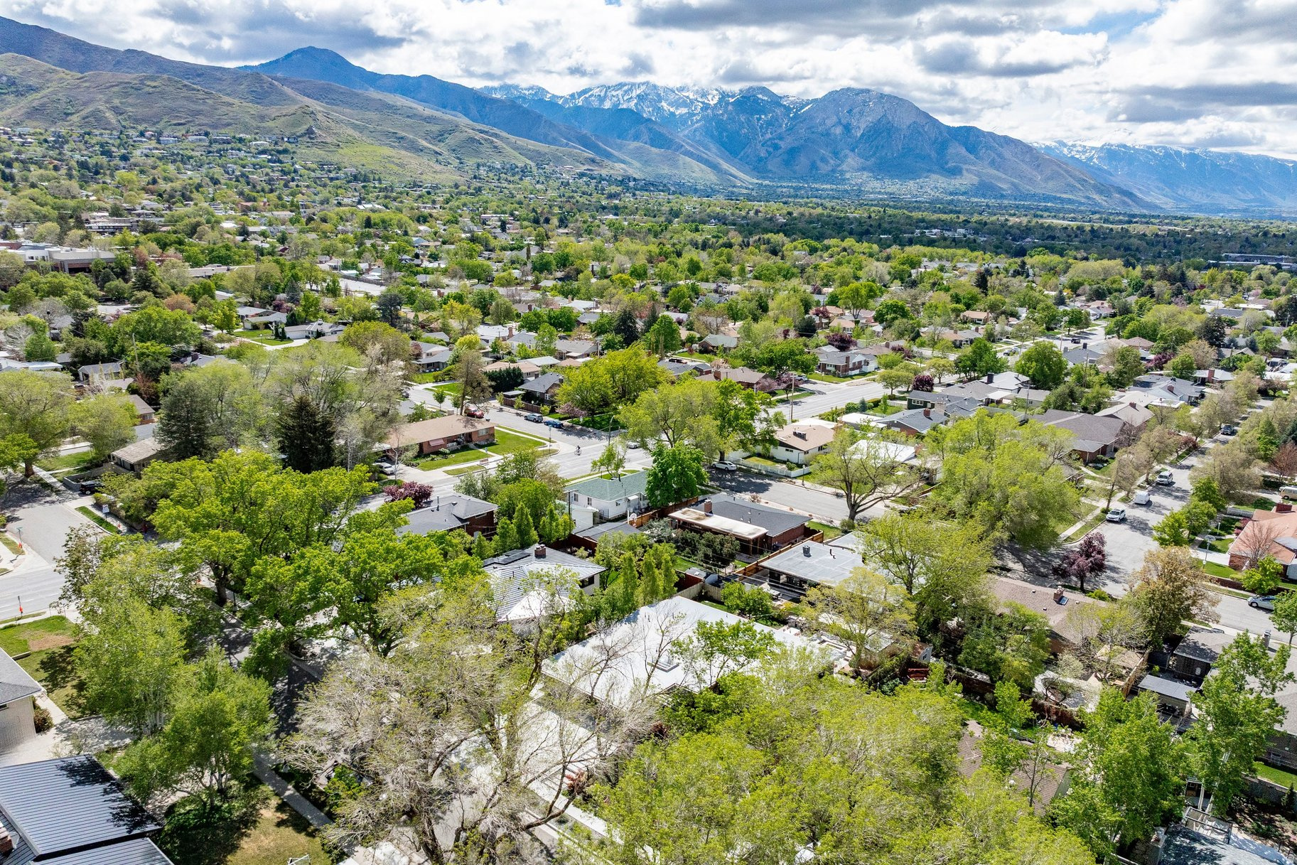 EL REY PARK - Residential