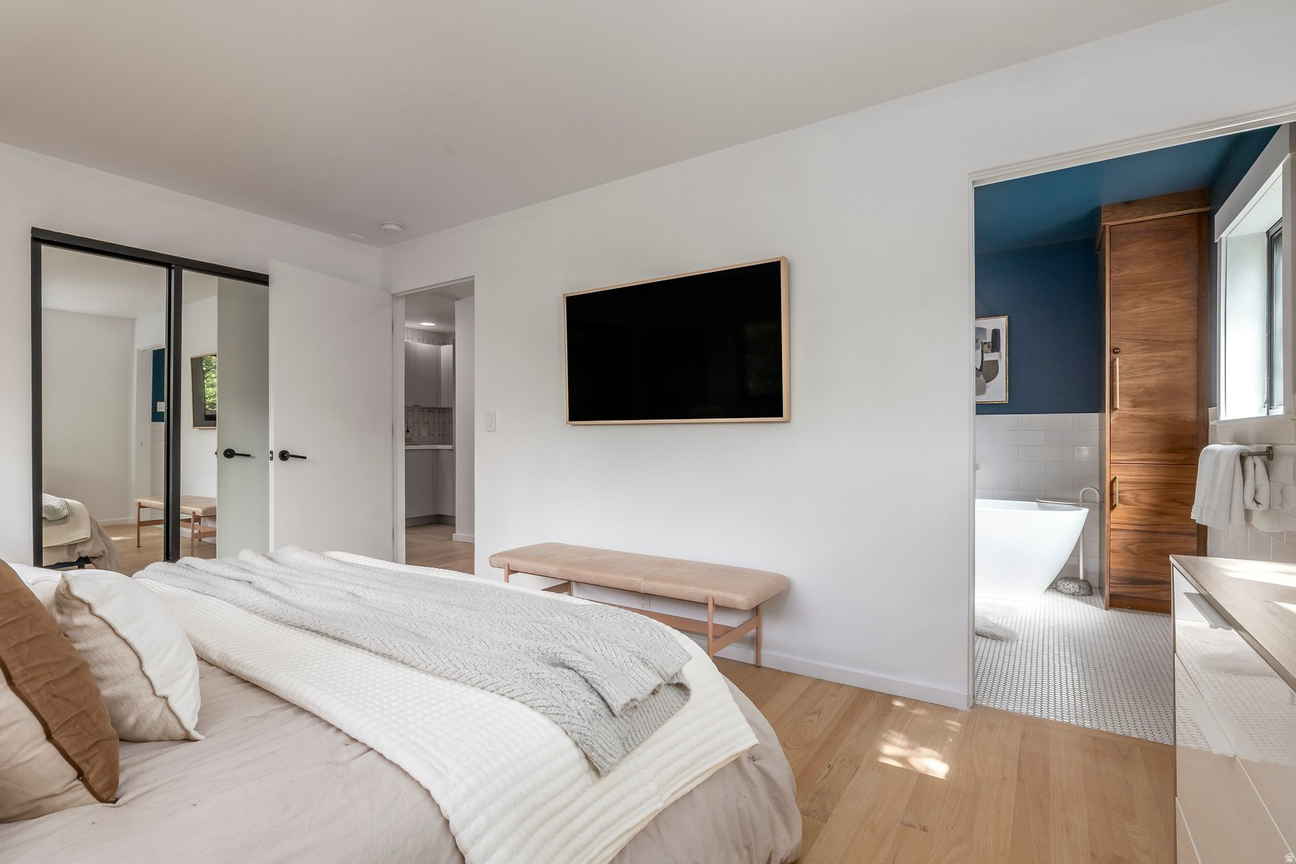 EL REY PARK - Residential