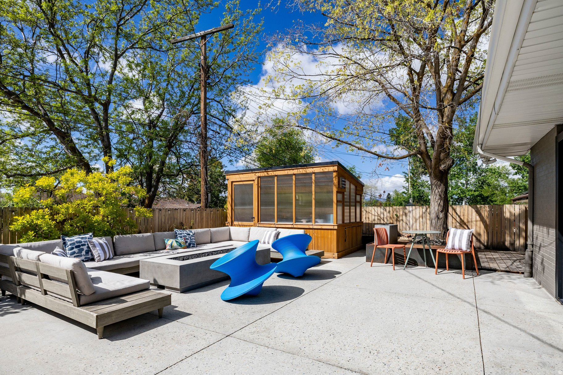 EL REY PARK - Residential