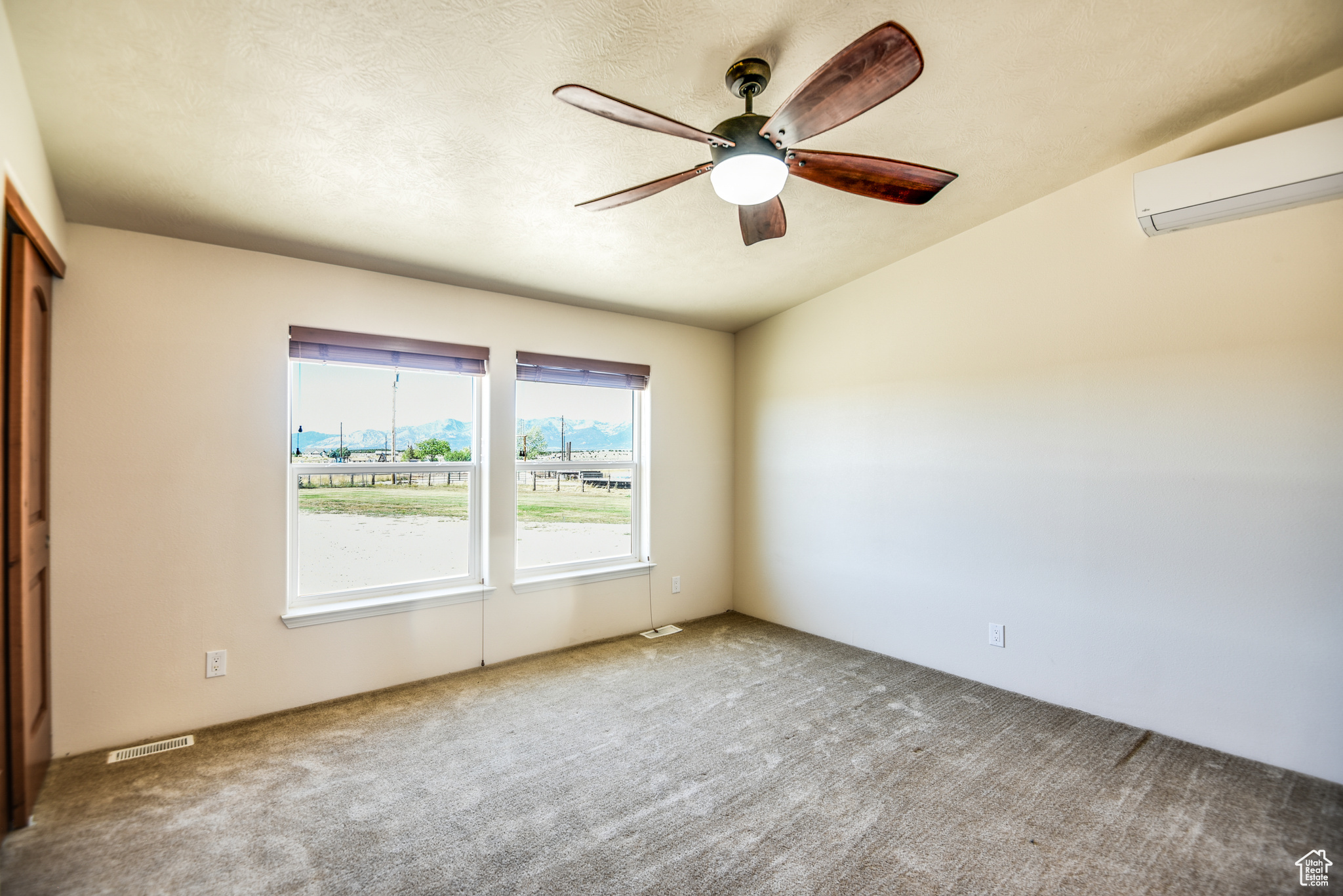LAST CHANCE - Residential