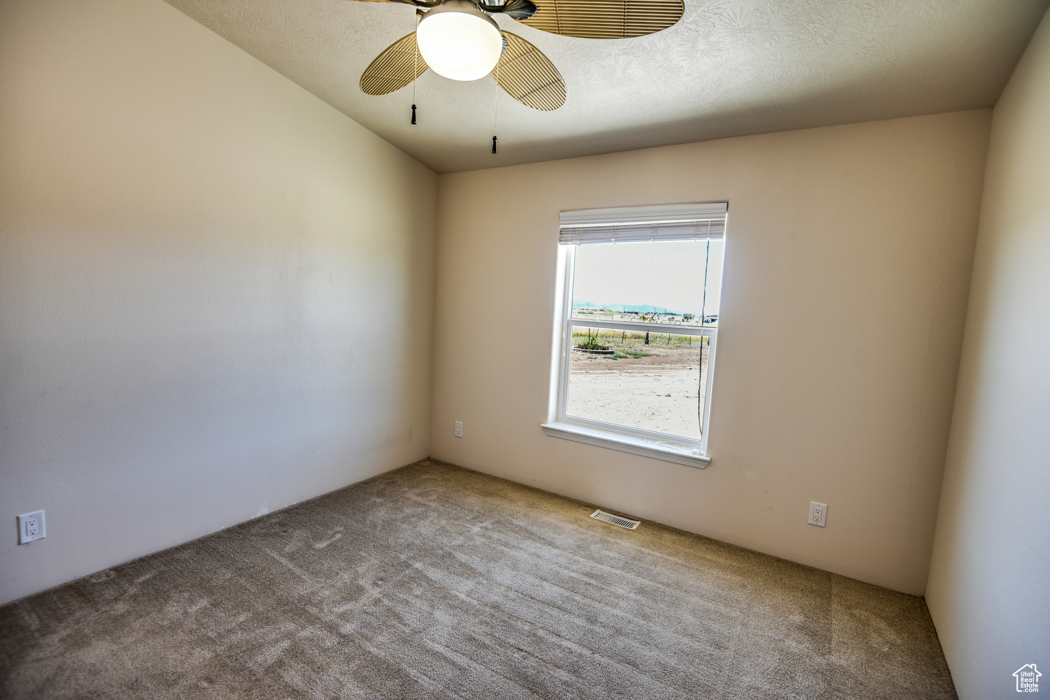 LAST CHANCE - Residential