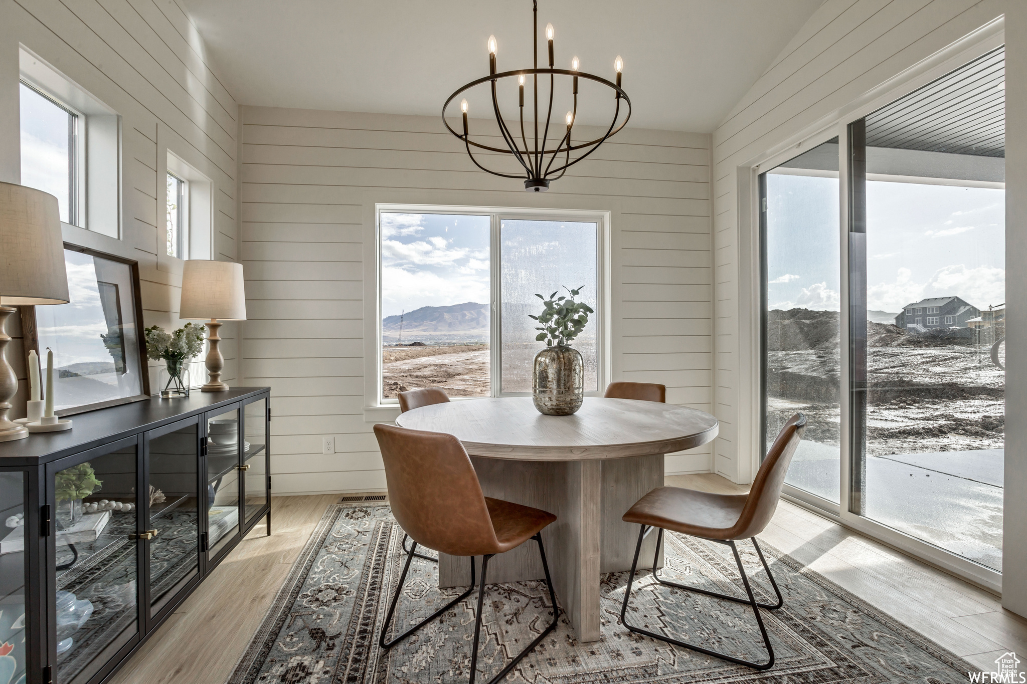 STARHAVEN VILLAS - Residential