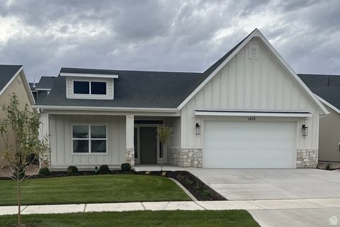 Photo of 1474 N STARRY WAY #205, Saratoga Springs, UT 84045 (MLS # 2115525)