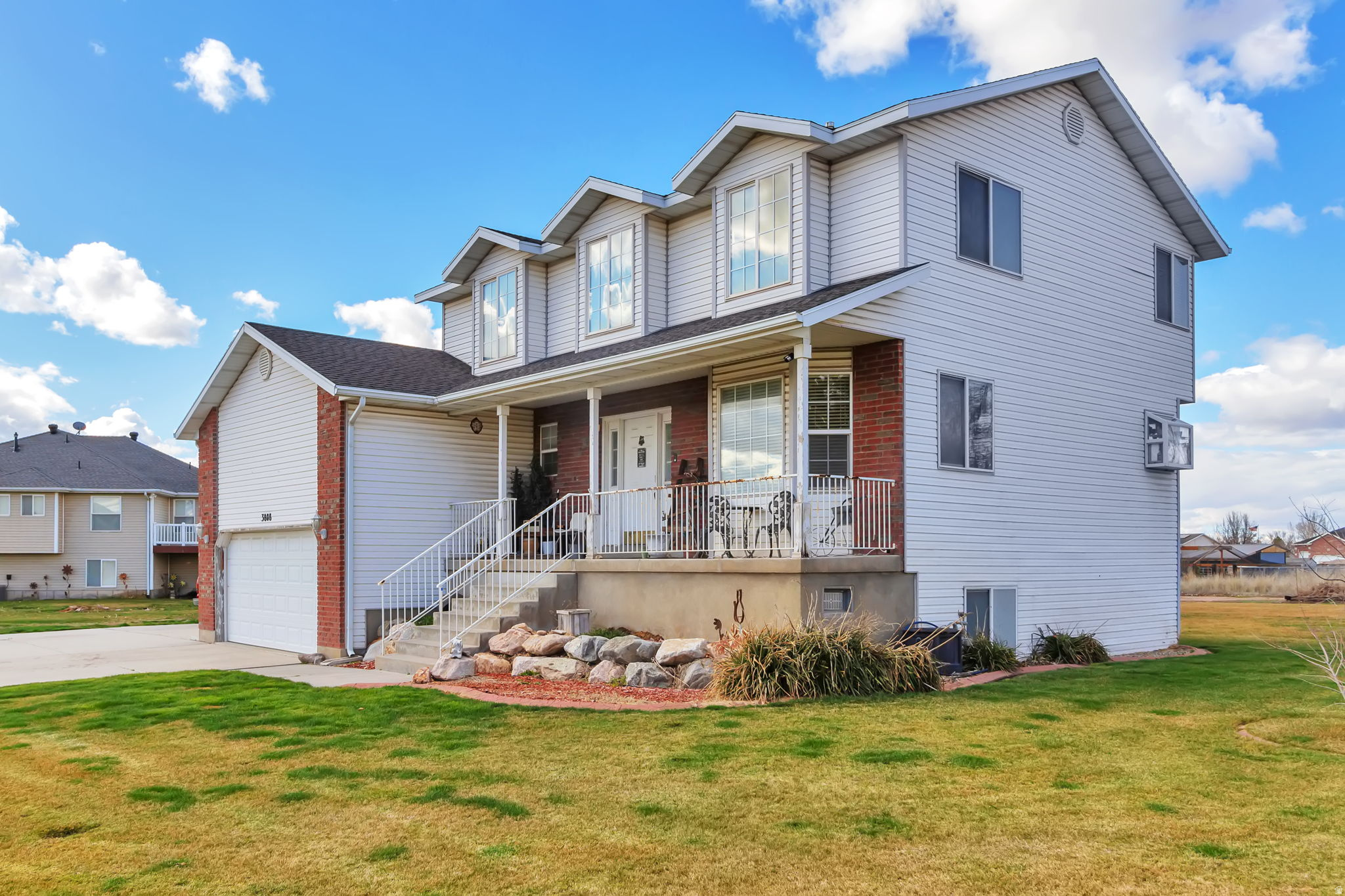 REGAL COUNTRY ESTATES - Residential