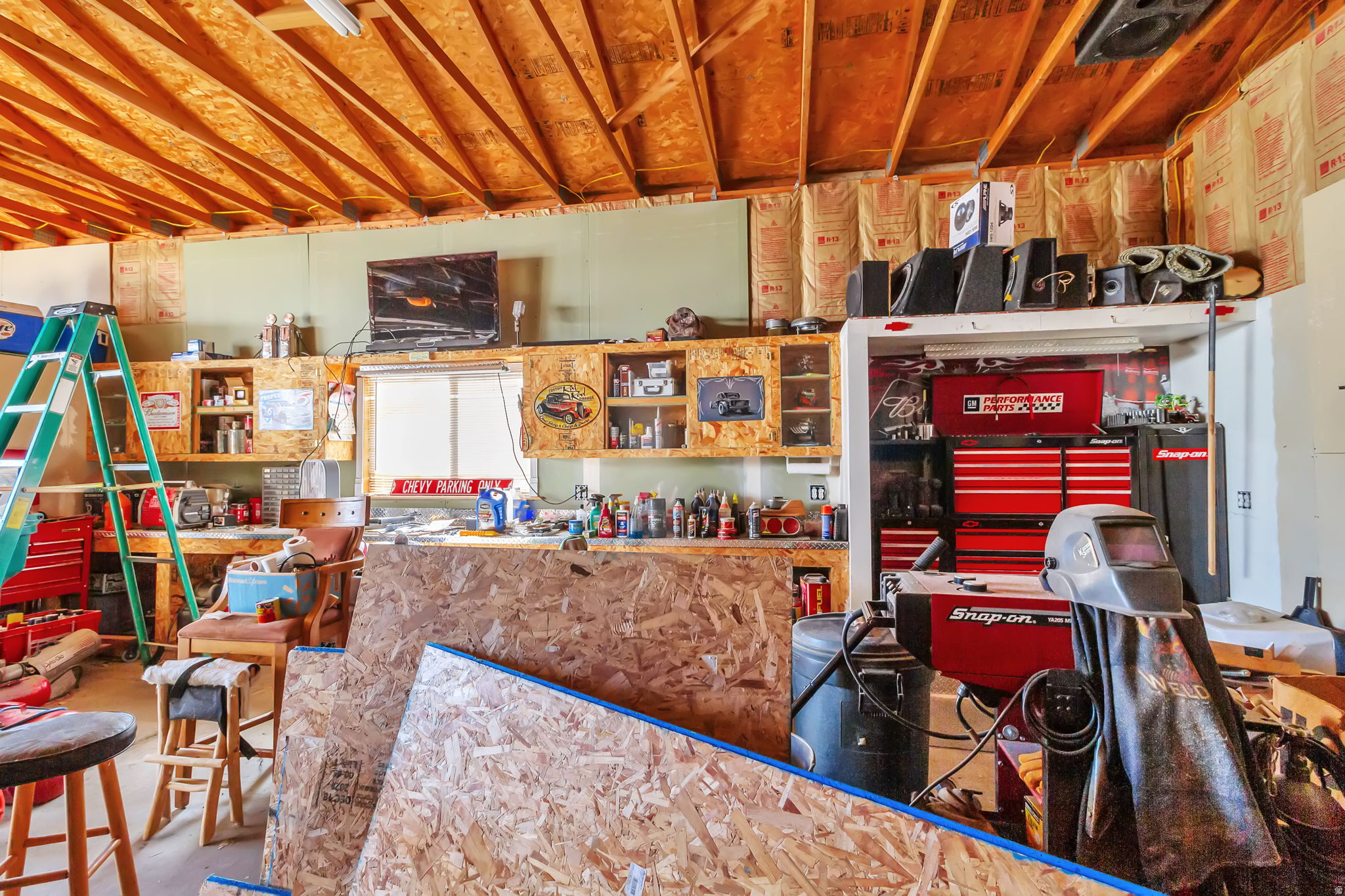 REGAL COUNTRY ESTATES - Residential