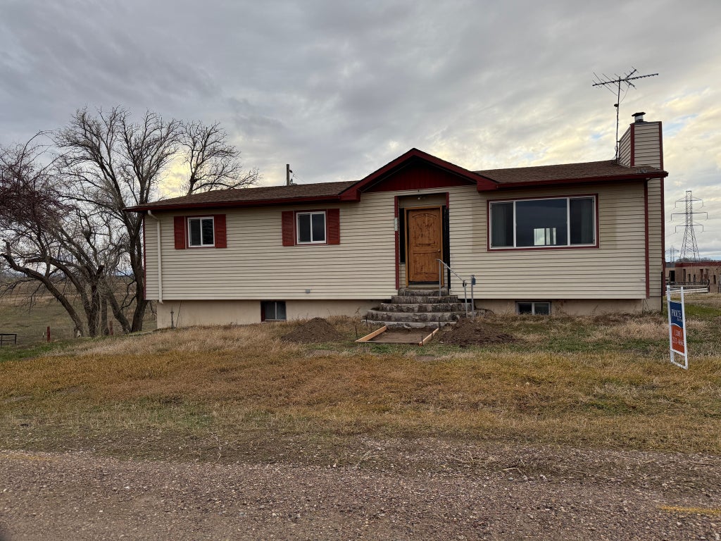 Photo of 2932 S ARTHUR St, American Falls, ID 83211 (MLS # 2177375)
