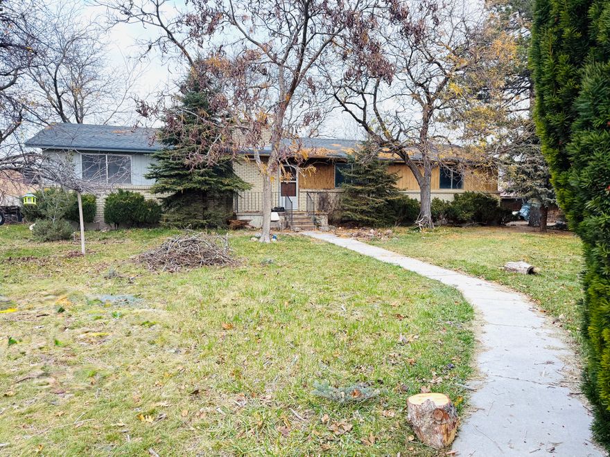 Highest & Best offer accepted until Weds. Nov. 26th at 4pm. Spacious .5 acre lot.  Animal Rights available. Zoned-Agriculture. Water Right- unsure of value. New roof approximately 10 years ago. Home needs a complete renovation and is sold as-is. Property was recently appraised. Appraiser stated ARV is approximately $580-$600k. Buyer must do own research to verify. Please contact showing service to preview.