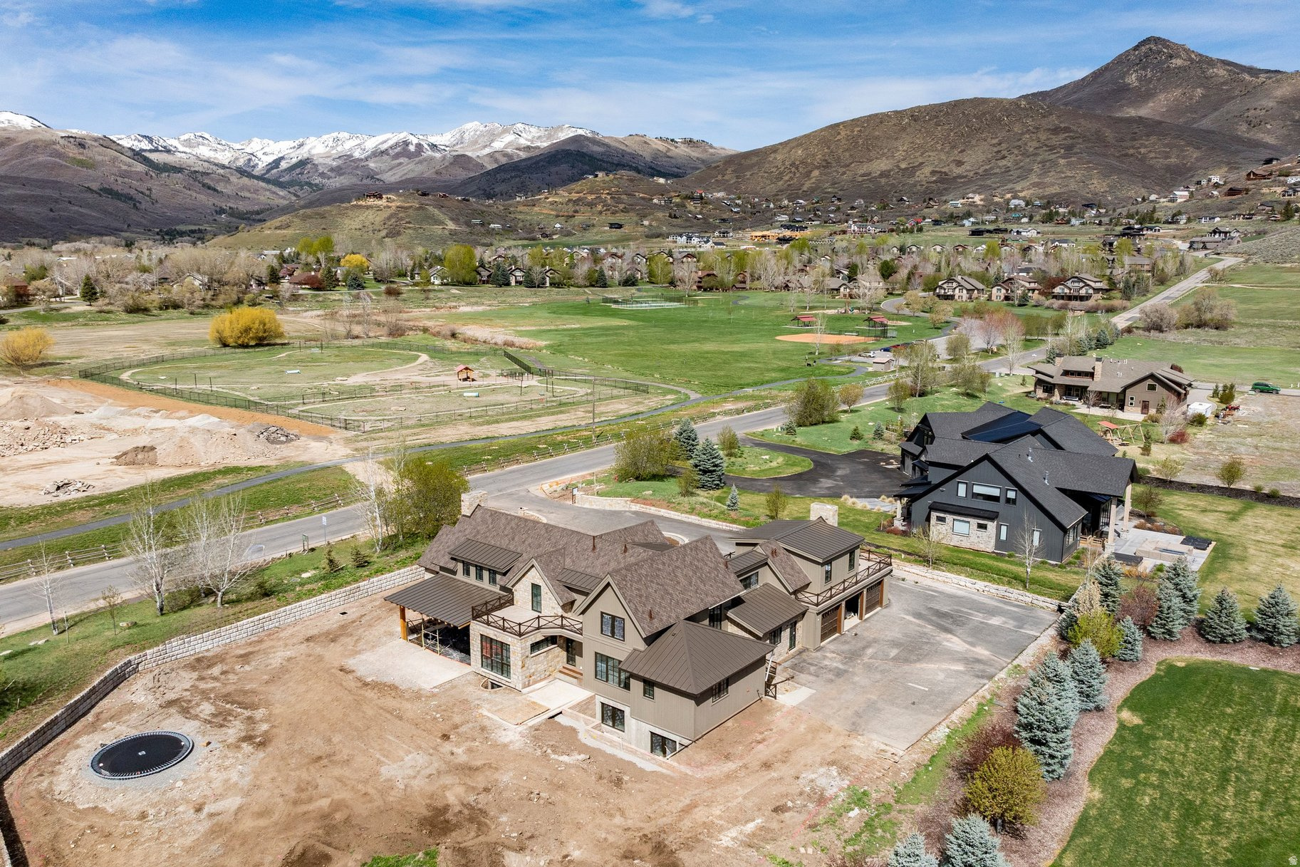 DEER RIDGE ESTATES - Residential