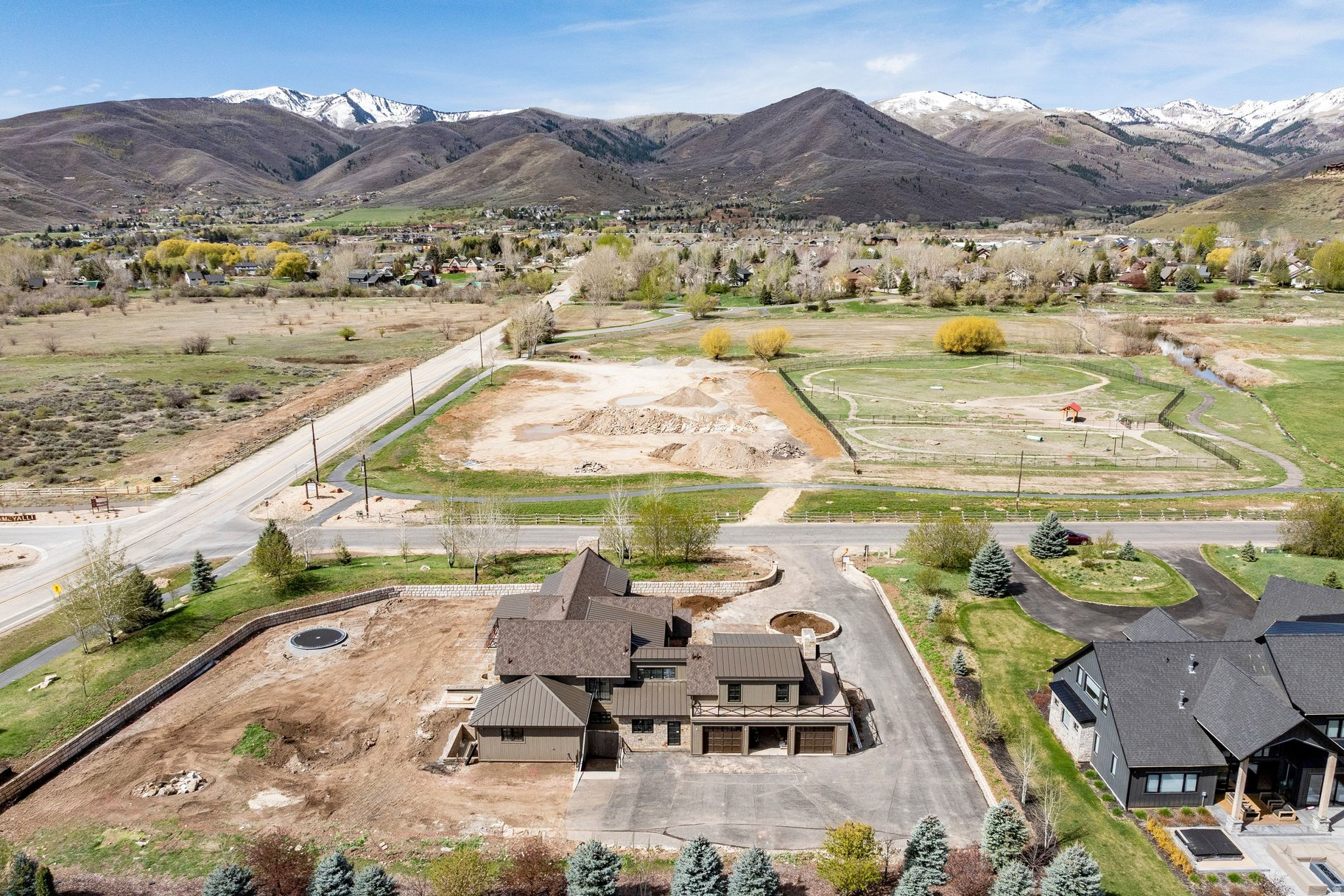 DEER RIDGE ESTATES - Residential