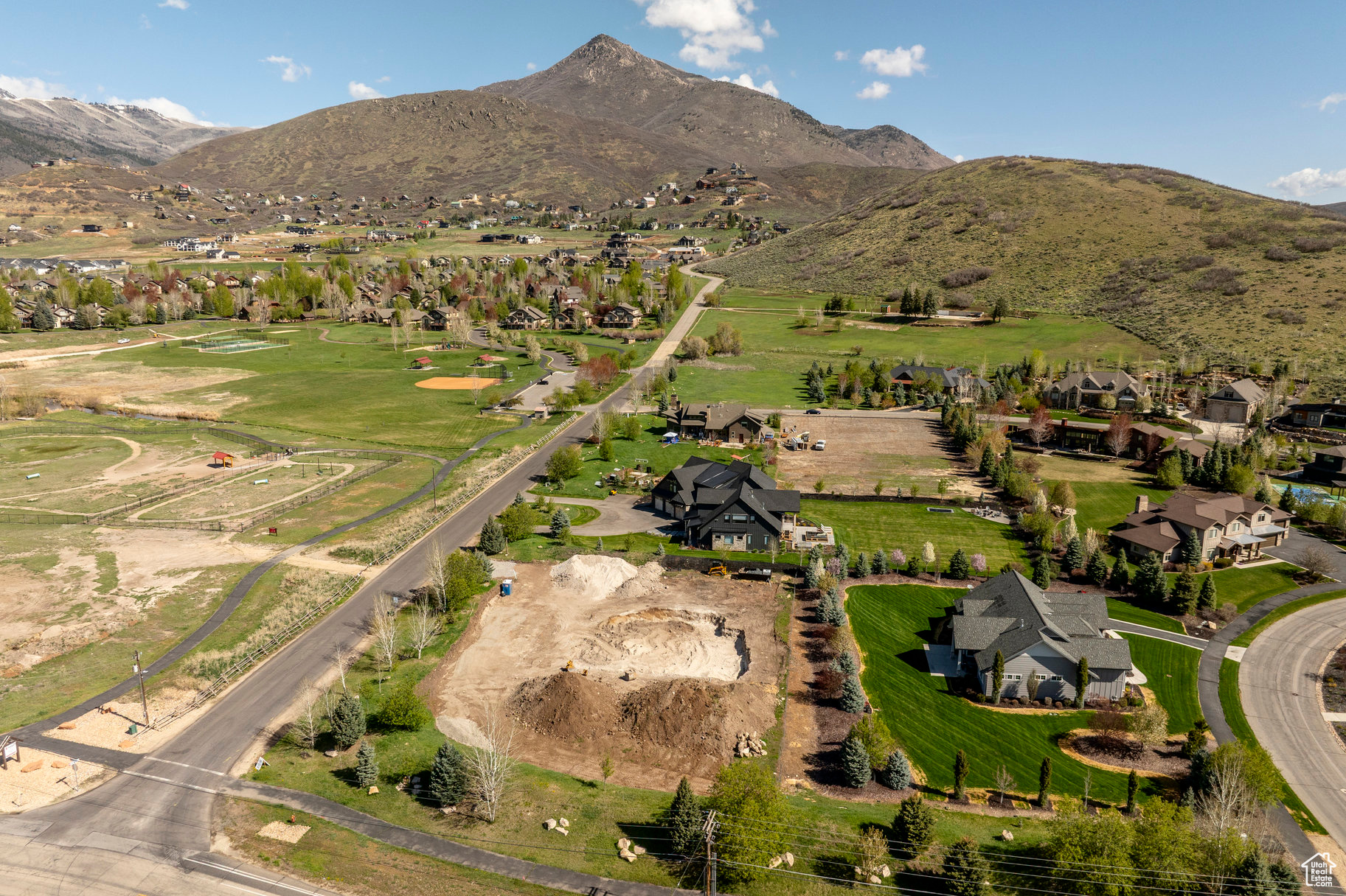 DEER RIDGE ESTATES - Residential