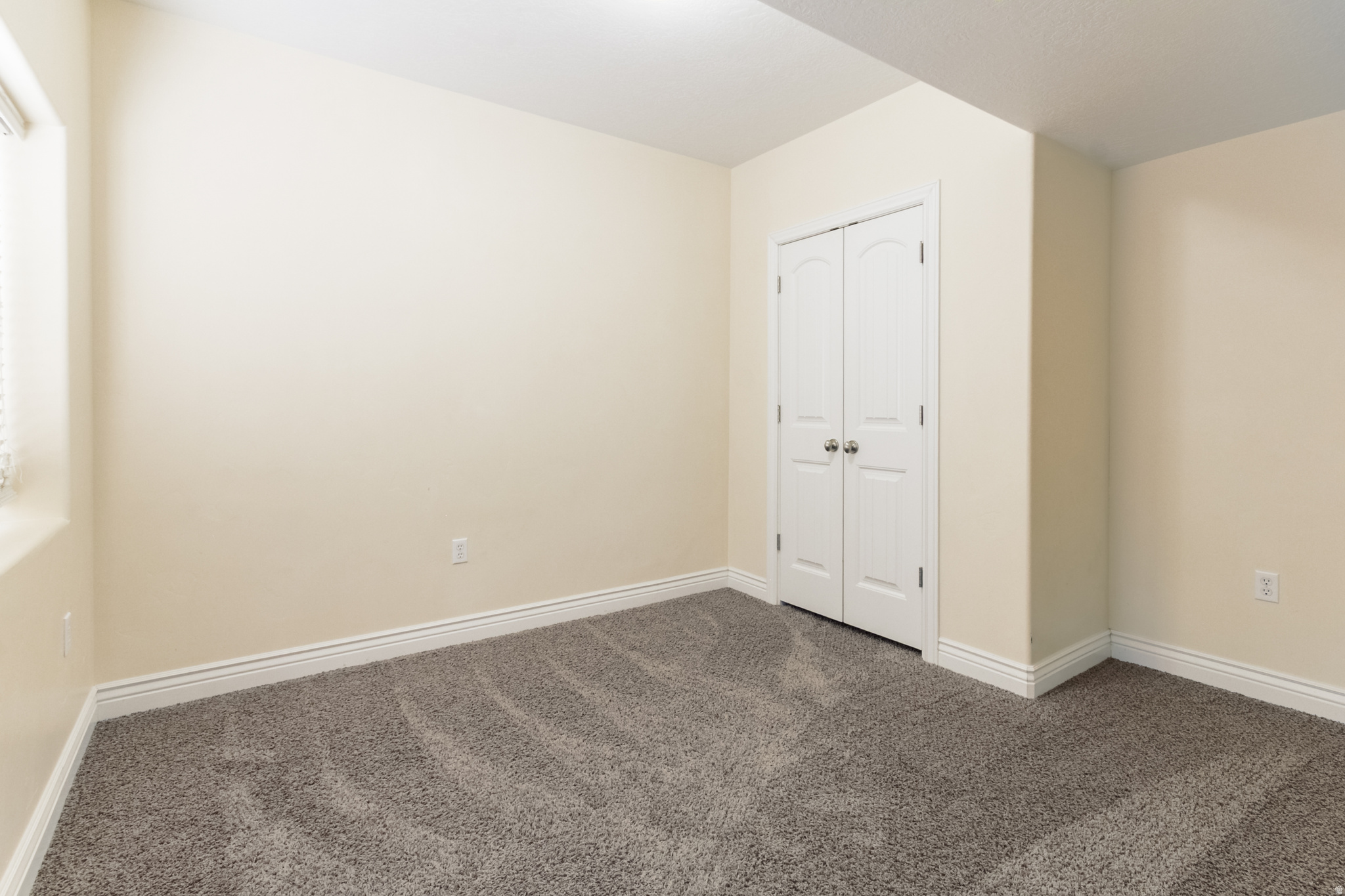 HUNTER HOLLOW SUBDIVISION - Residential