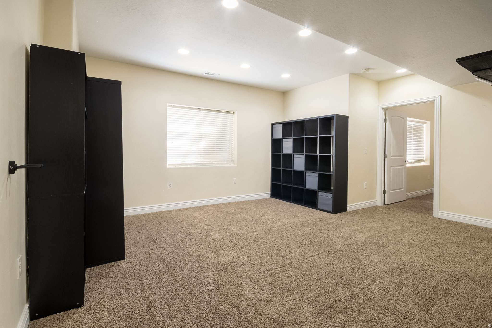 HUNTER HOLLOW SUBDIVISION - Residential