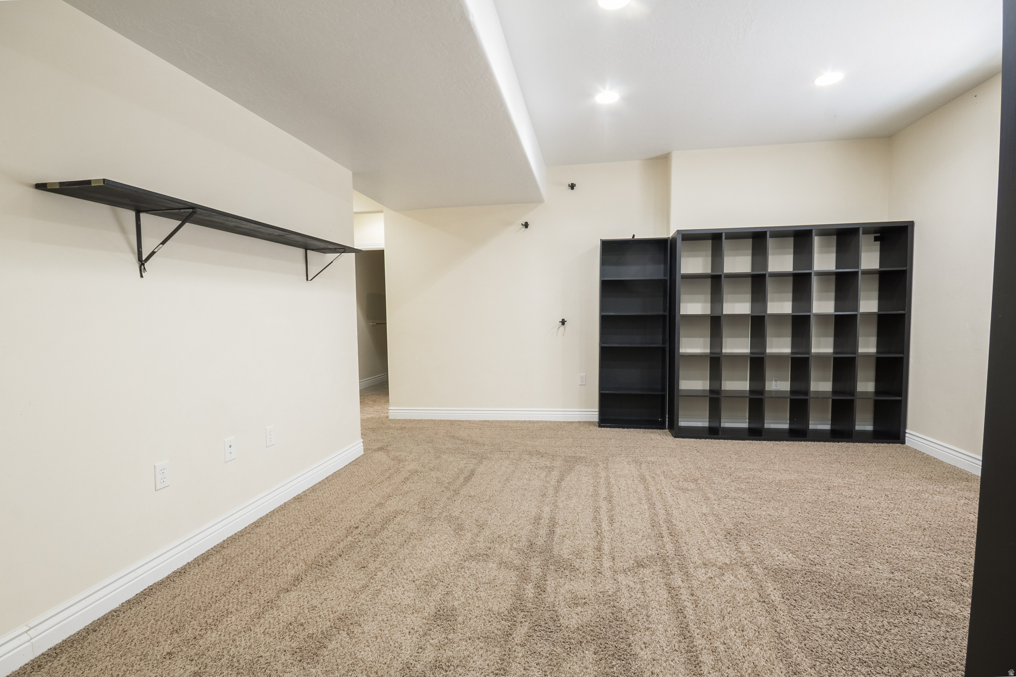 HUNTER HOLLOW SUBDIVISION - Residential