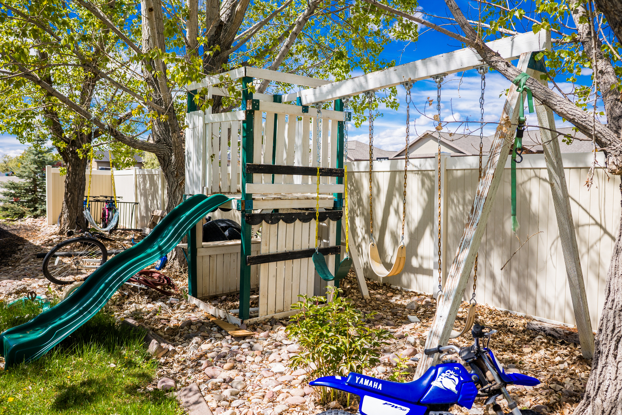 HUNTER HOLLOW SUBDIVISION - Residential