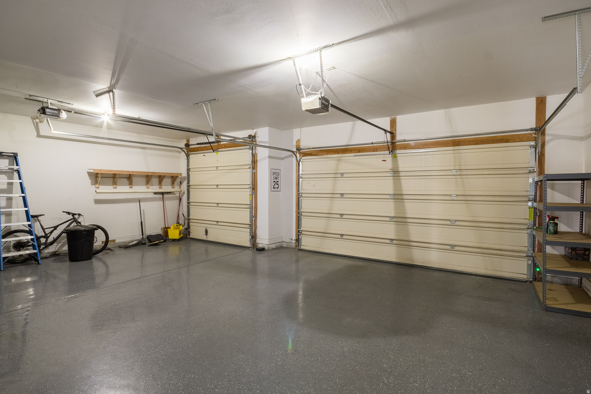 HUNTER HOLLOW SUBDIVISION - Residential