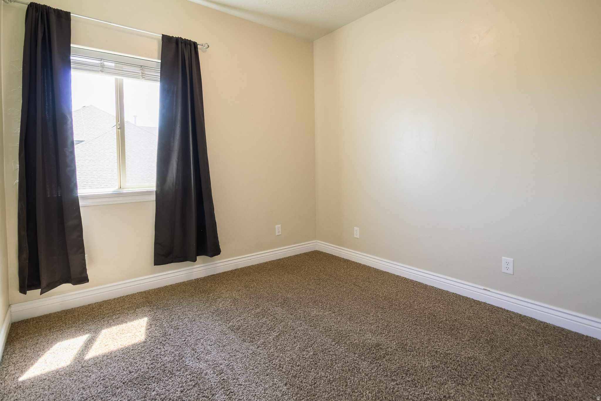 HUNTER HOLLOW SUBDIVISION - Residential