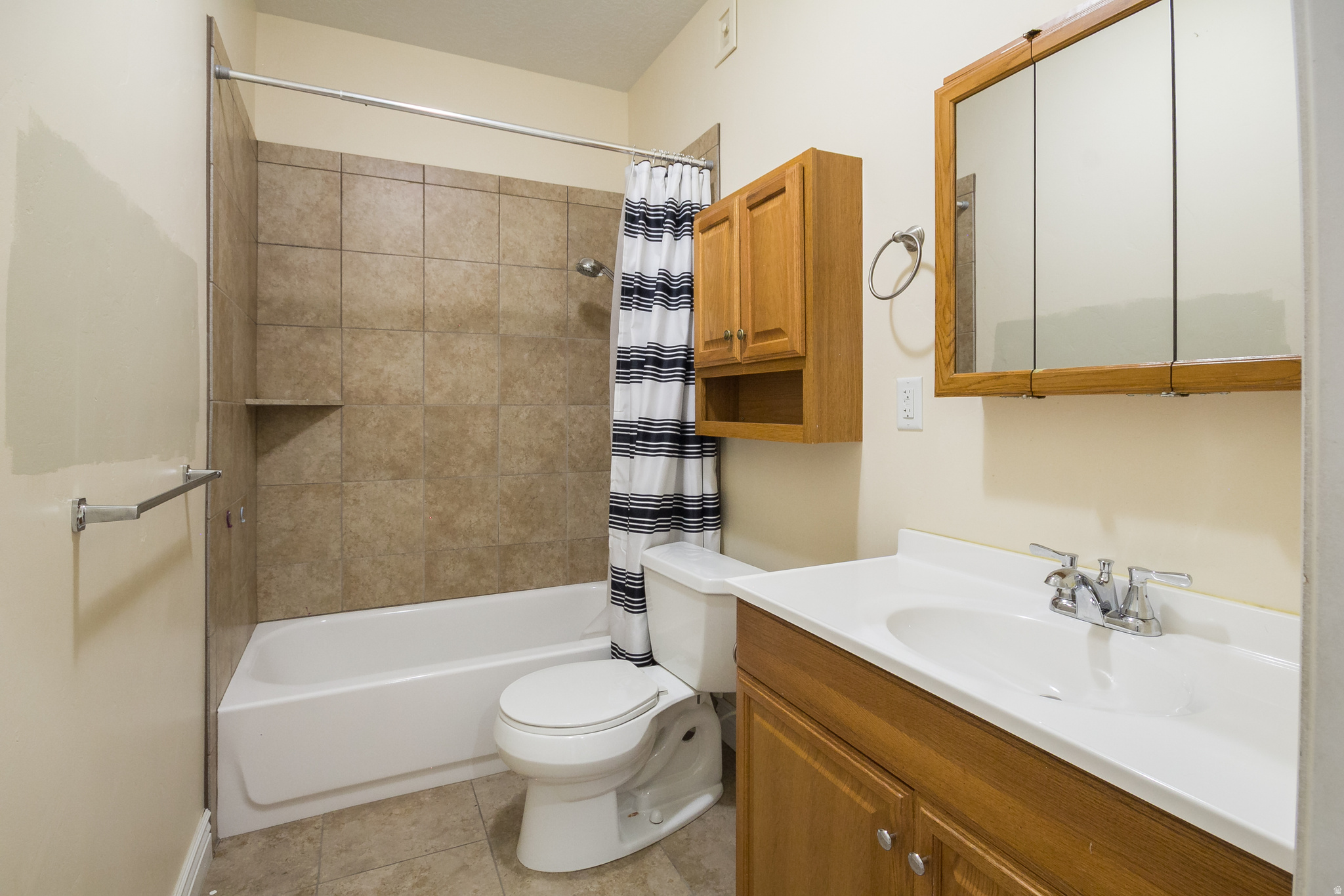 HUNTER HOLLOW SUBDIVISION - Residential