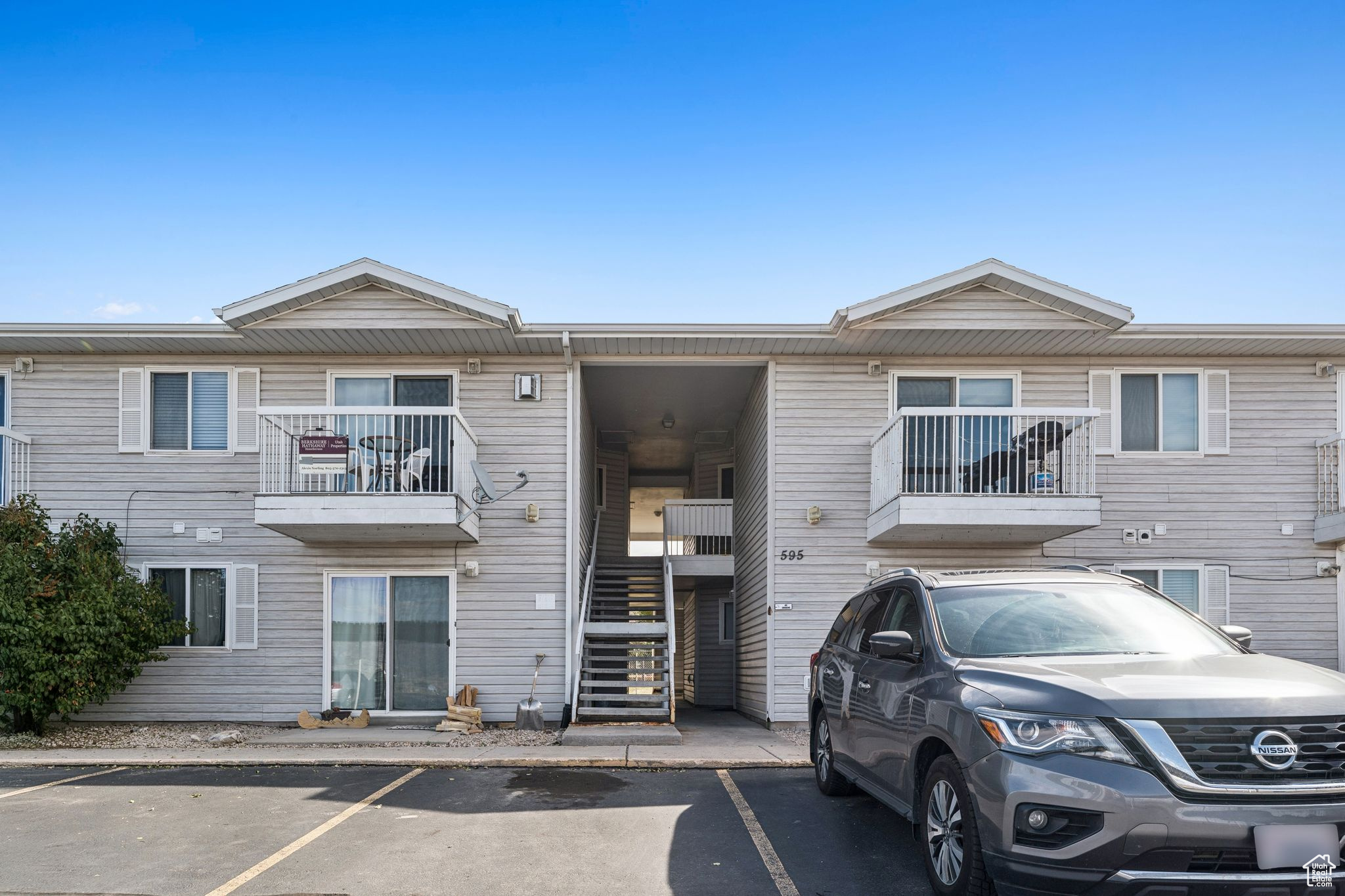 UINTA VIEW CONDOMINIUM - Residential
