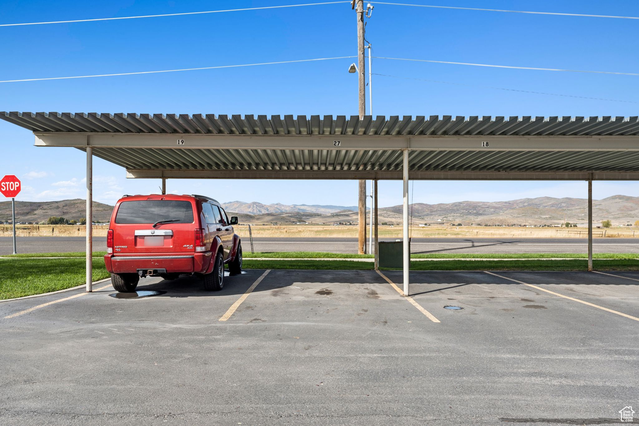 UINTA VIEW CONDOMINIUM - Residential